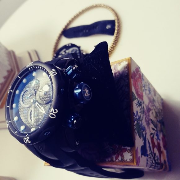 Watch - Picture 8 of 16